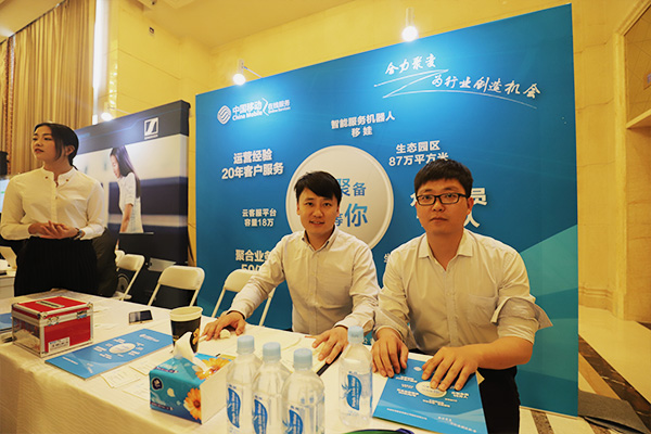 �����ھ�