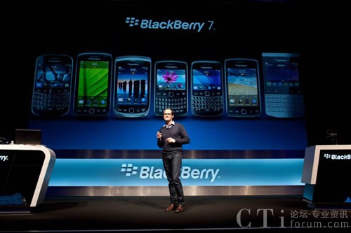 RIM��˾�K�ˑ�(y��ng)��ƽ�_�����߸����� Christopher Smith ���}���v