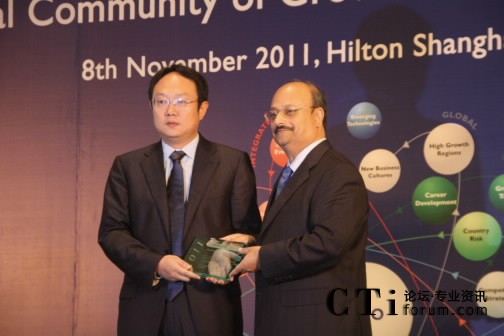 Frost & Sullivan ȫ��CEO�涭�ºϻ���Aroop Zutshi���ң����A���������(w��)�C�l(f��)��ȫ����Ź�������(w��)���L(zh��ng)�c��(chu��ng)�ª�(ji��ng)�����n�����A���������(w��)�a(ch��n)Ʒ�����L(zh��ng)����<br/>

