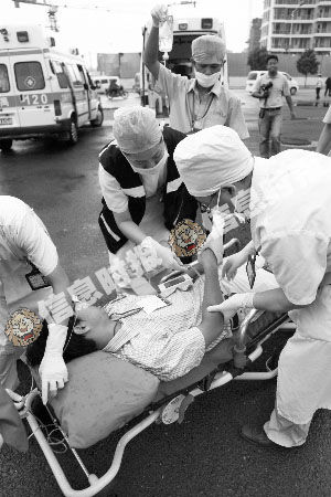 ��خ�^(q��)�e�����а���ȼ�¼���(y��ng)����Ԯ����(x��)��120����(d��ng)���ȡ����ߡ�